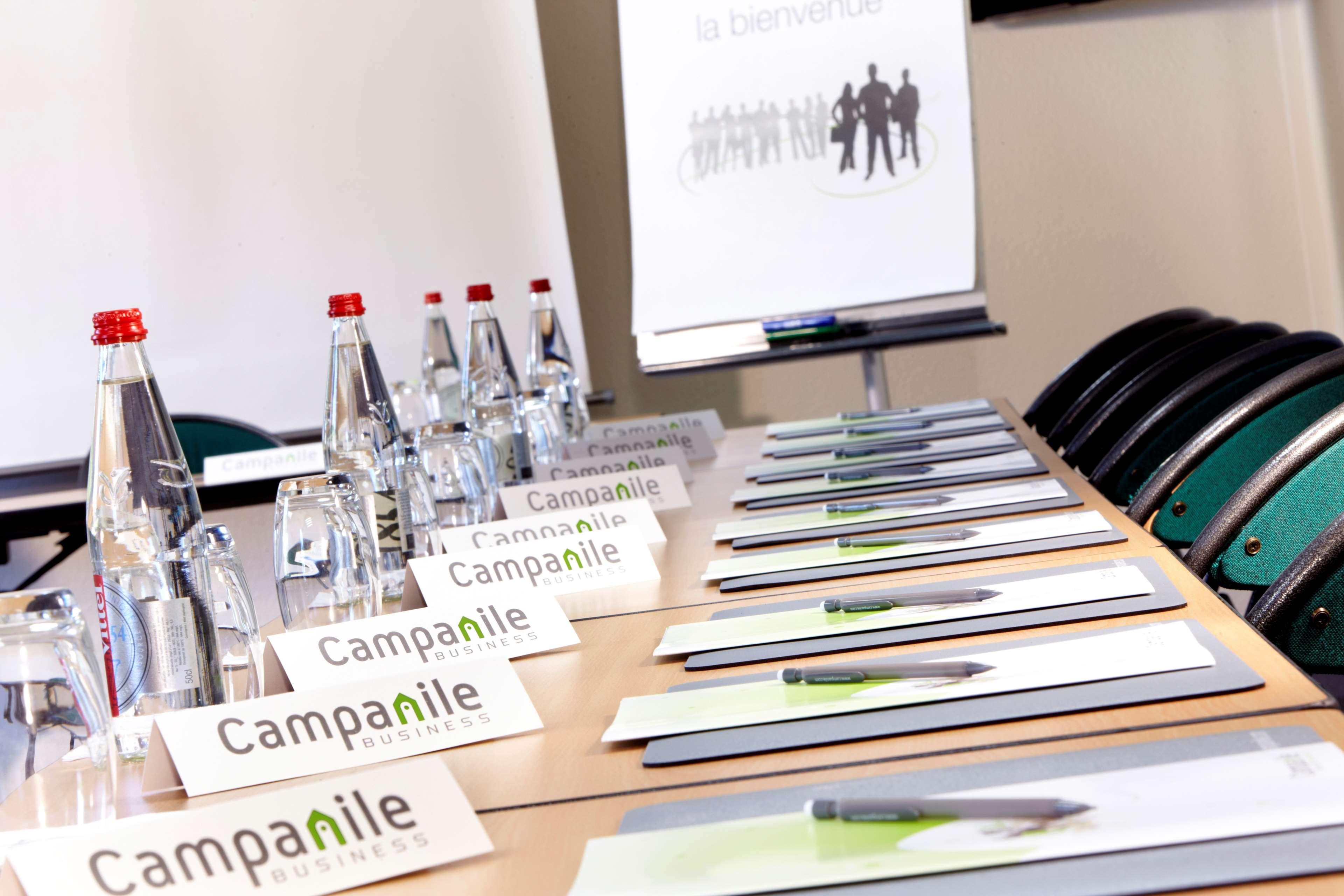 Campanile Paris Ouest - 3*