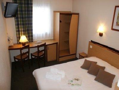 Campanile Paris Ouest -